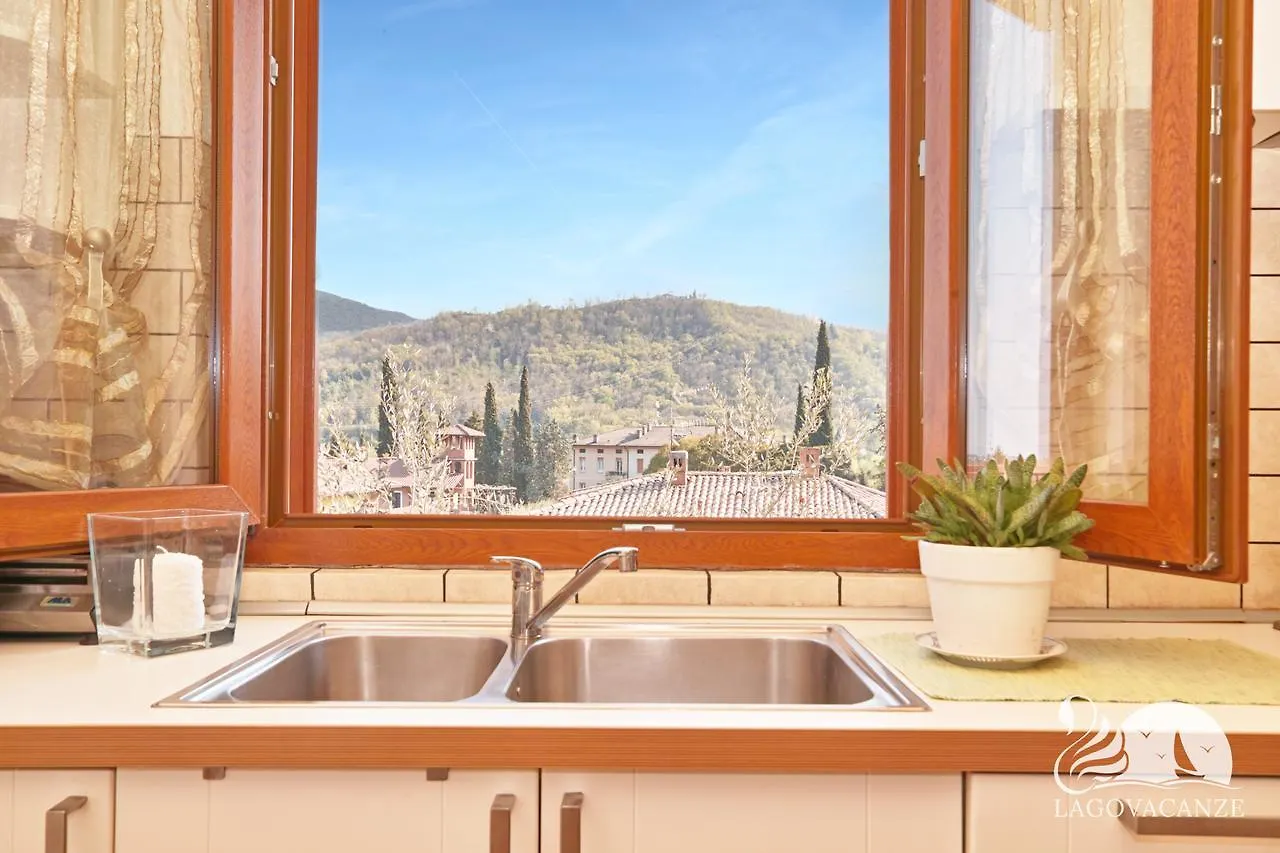 Apartment Appartamento Il Moresine Roe